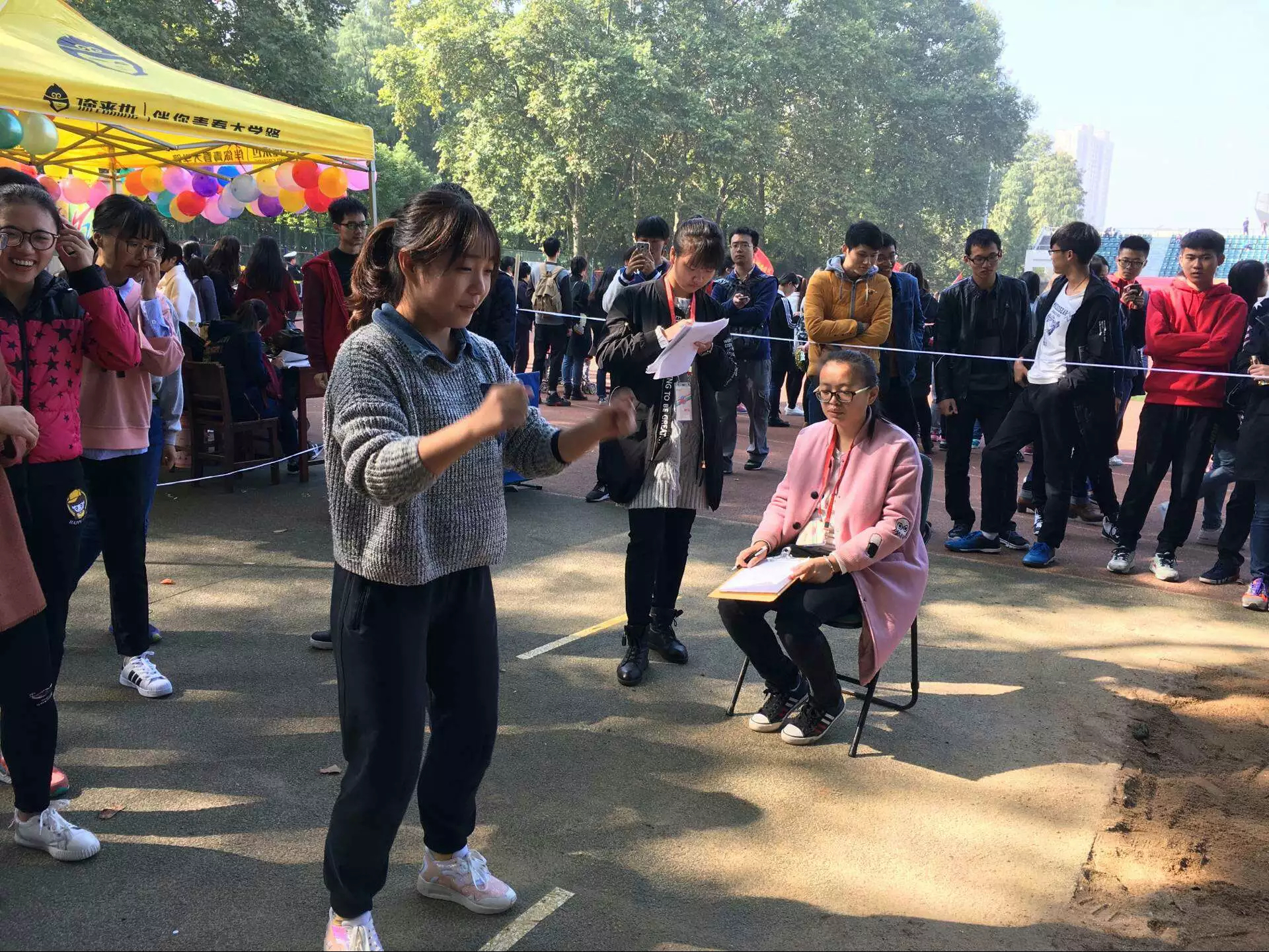 公海jcjc5500本科生在立定跳远