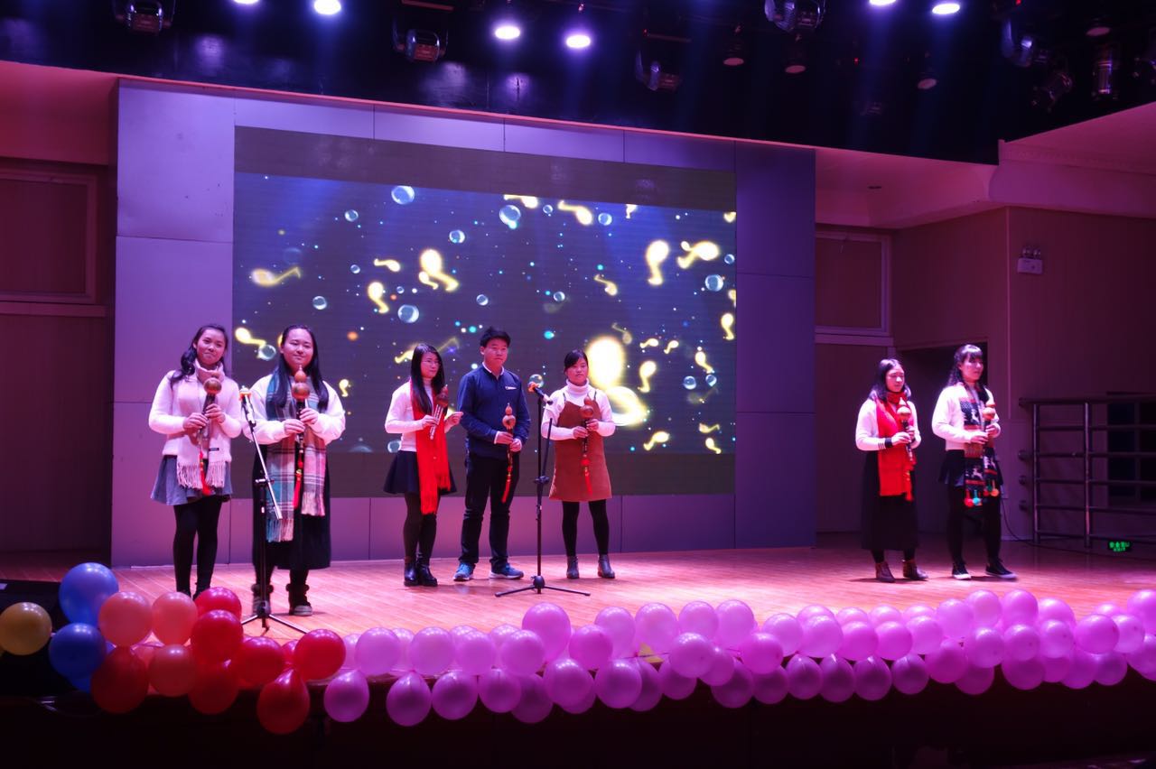 精彩的表演
